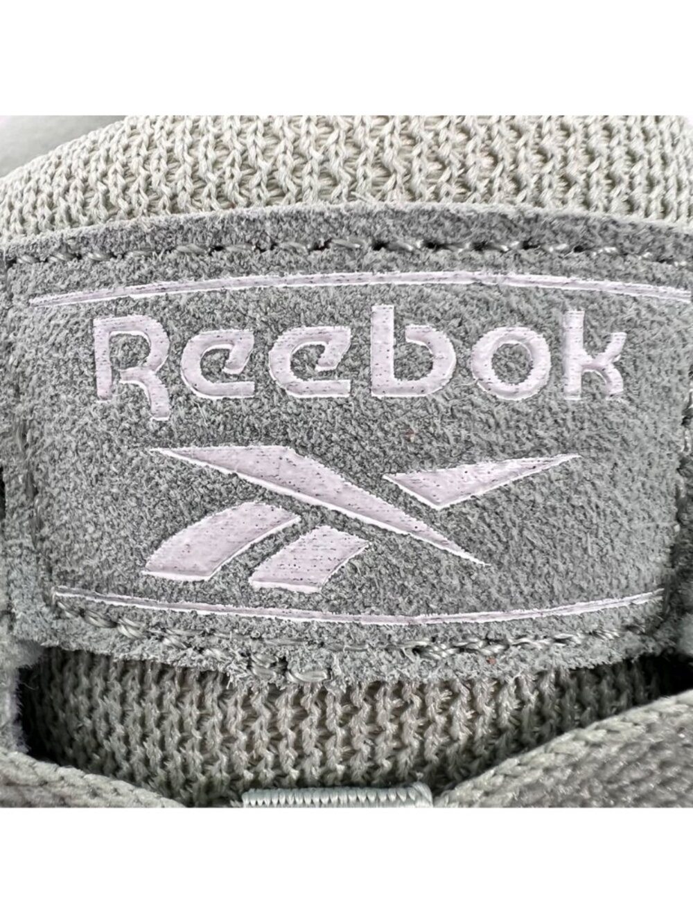 Reebok Club C 85 Suede Sneakers Womens Shoes Size 8.5 US Green & White Gum Sole - Picture 12 of 13